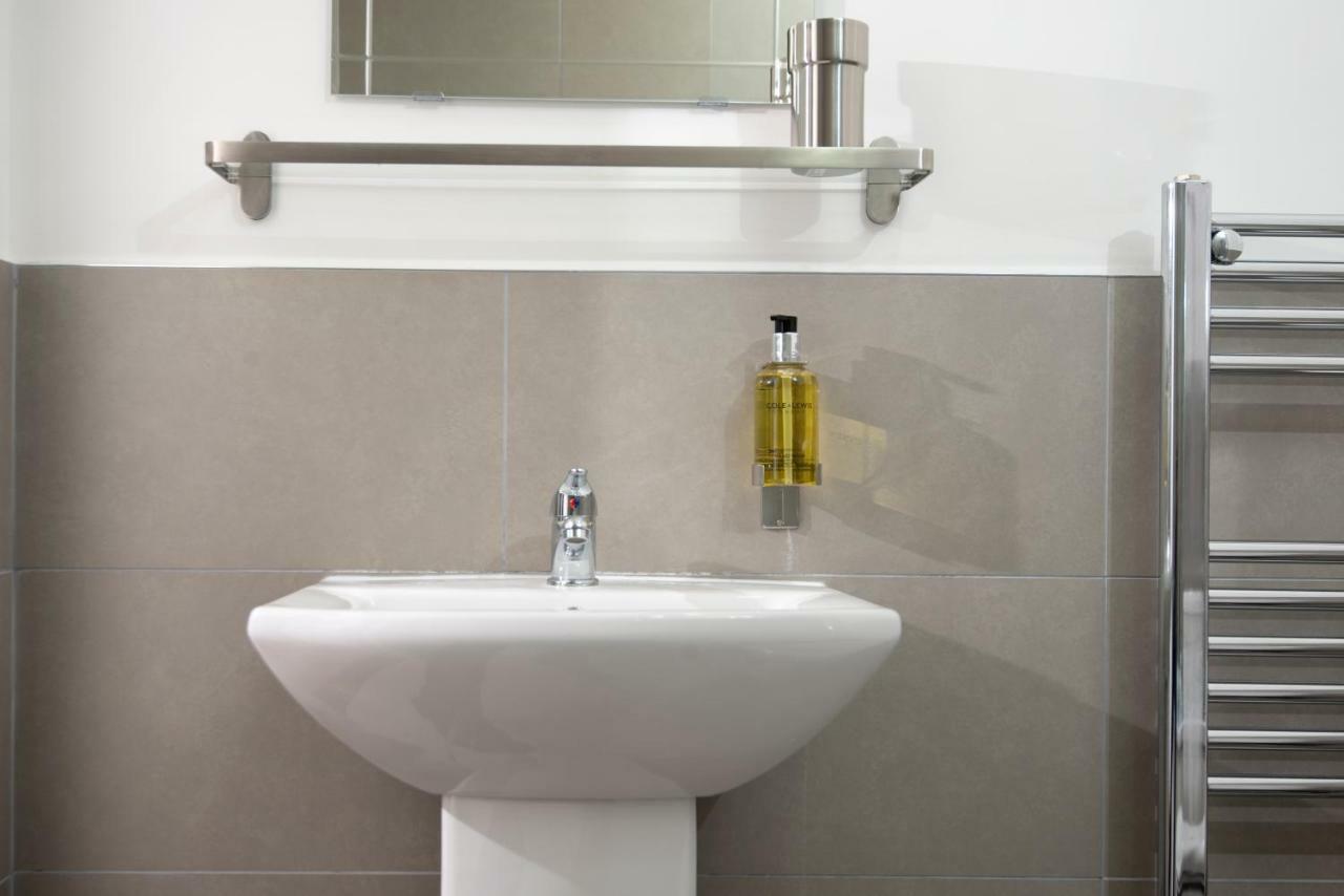 Flat A - Spacious Ground Floor, 1 Bedroom Apartment In Central Southsea, ポーツマス エクステリア 写真